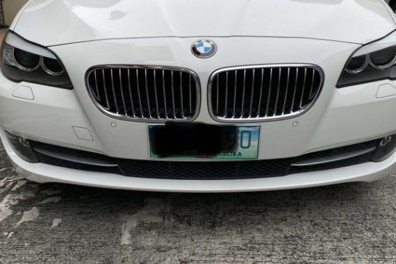 White Bmw 523I for sale in Quezon