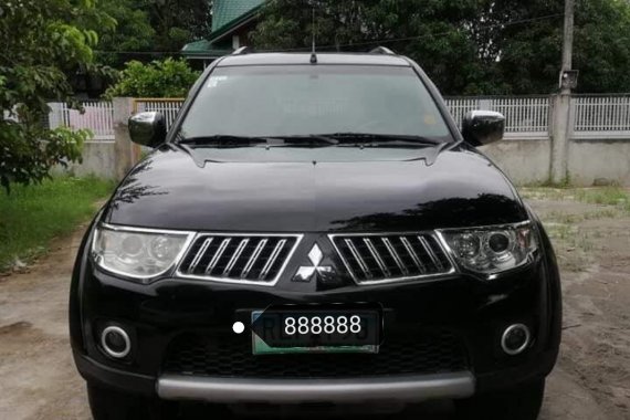 MITSUBISHI MONTERO 2011