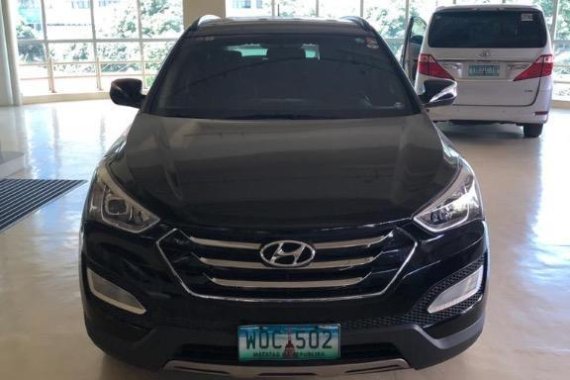 Selling Black Hyundai Santa Fe for sale in Balete