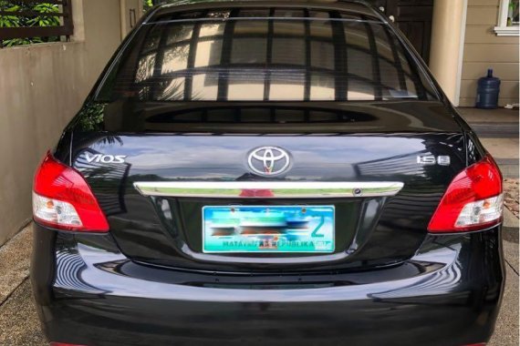 Selling Black Toyota Vios 2010 in Cainta