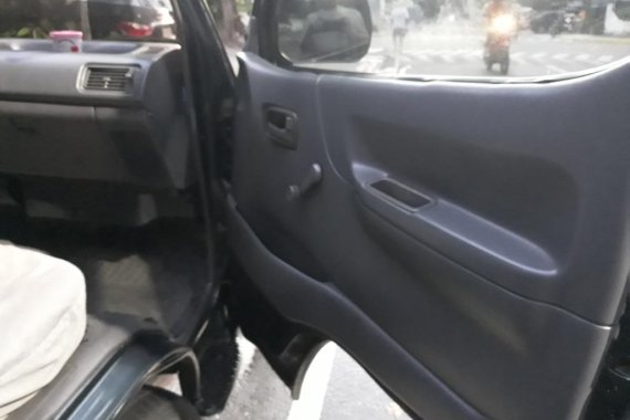 Sell Green Toyota Hiace in Quezon City