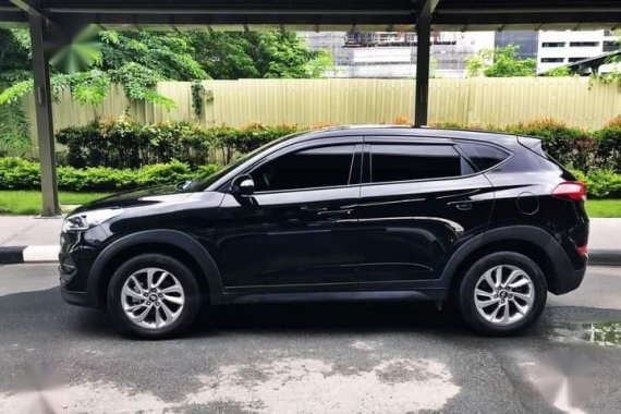 Black Hyundai Tucson for sale in Manila 