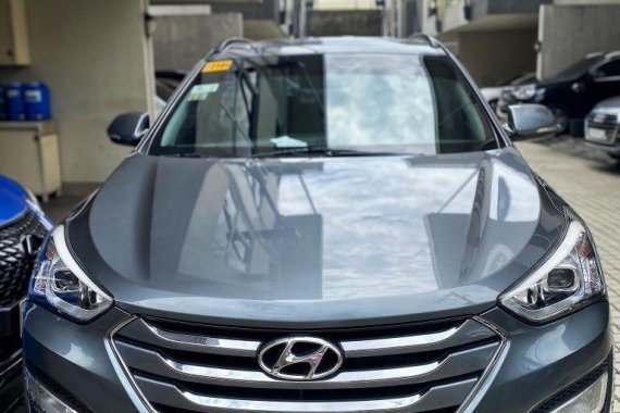 Sell Silver Hyundai Santa Fe in San Juan