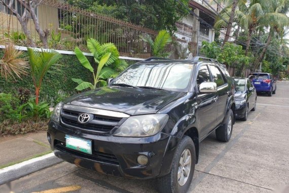 Black Toyota Fortuner for sale in Quezon City