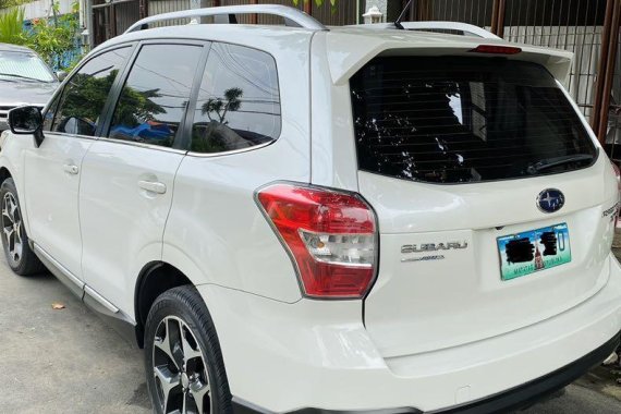 Sell White Subaru Forester in Parañaque