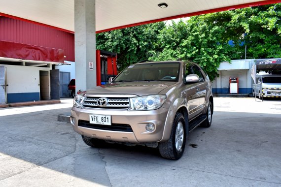 2011 Toyota Fortuner G AT 698t Nego Batangas Area