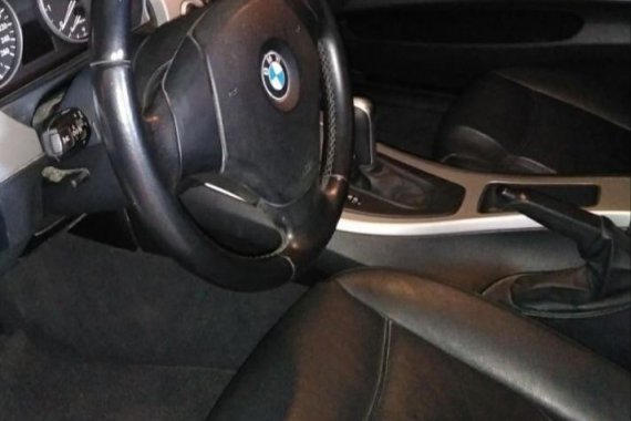Selling White Bmw 318I in Quezon City