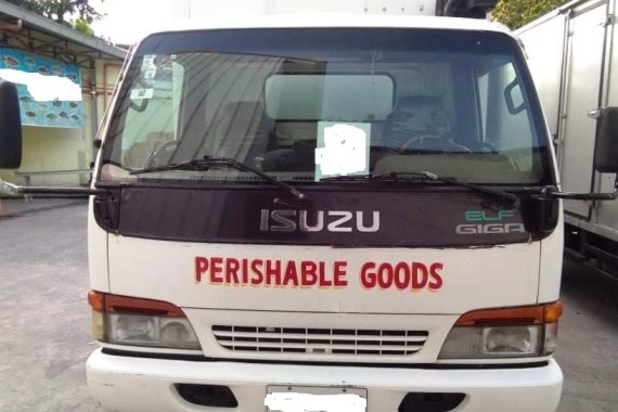 FOR SALE ISUZU ELF GIGA 2006 (SECOND HAND)