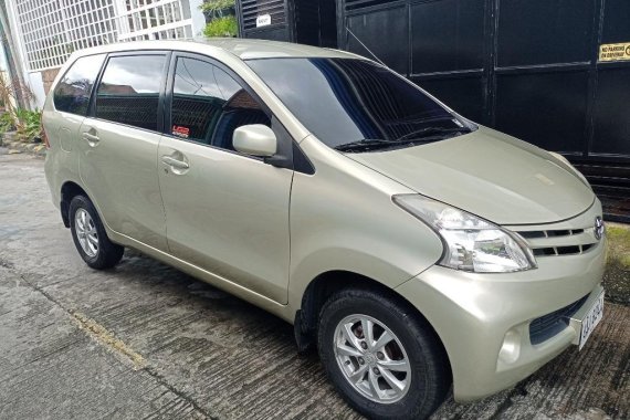 Silver Toyota Avanza for sale in Caloocan