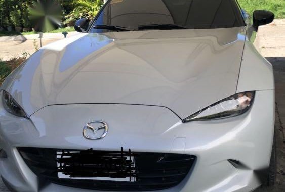 Sell White Mazda Mx-5 in Manila