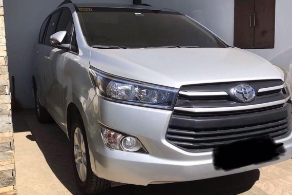Selling Silver Toyota Innova 2017 in Manila