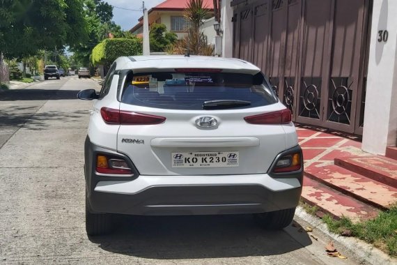 Sell White Hyundai KONA in Manila