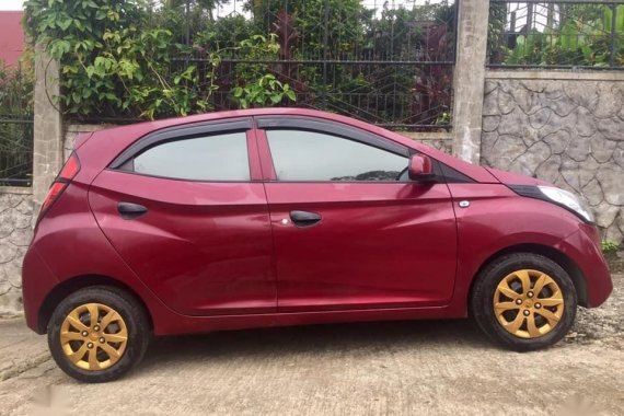 Selling Purple Hyundai Eon in Baguio