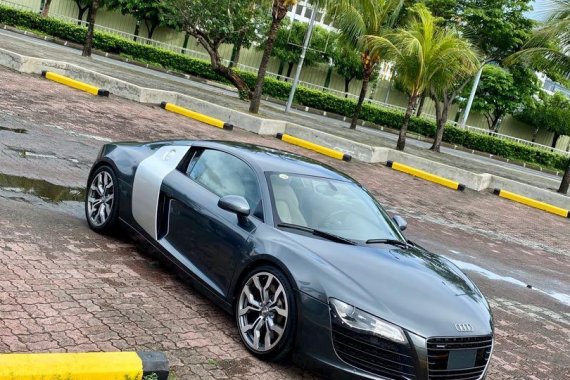 Selling Black Audi Quattro in Muntinlupa