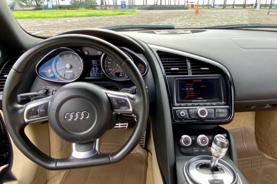 Selling Black Audi Quattro in Muntinlupa