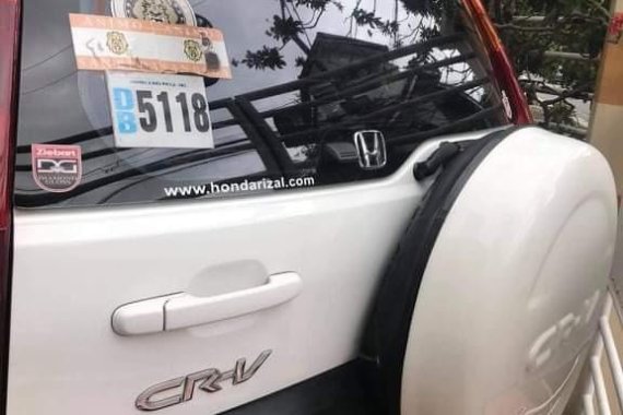 Selling White Honda Cr-V in Manila
