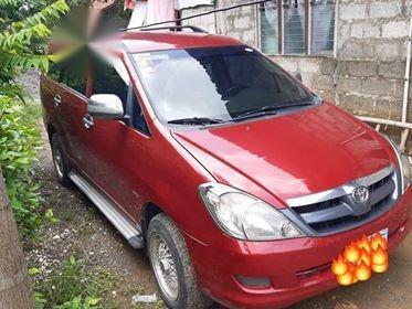 Selling Red Toyota Innova in Manila