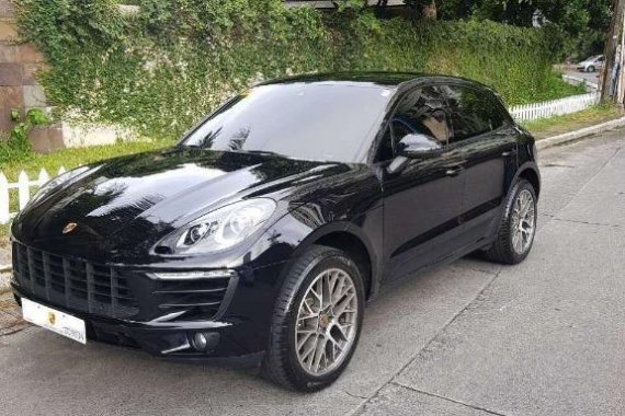 Selling Black Porsche Macan in Makati