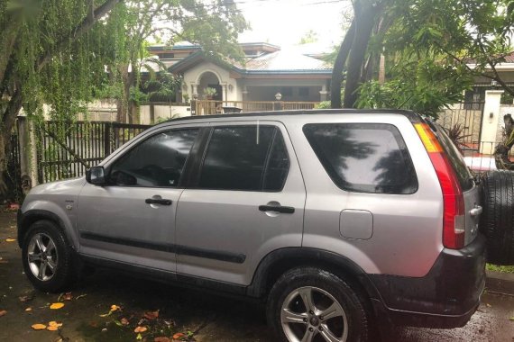 Silver Honda Cr-V for sale in Makati
