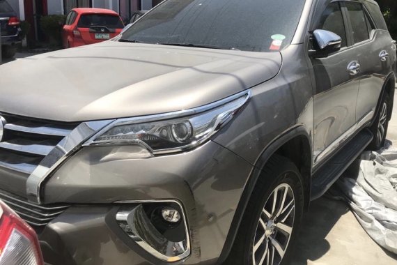 2018 Toyota Fortuner 2.4 V 4x2 diesel  automatic  bronze,