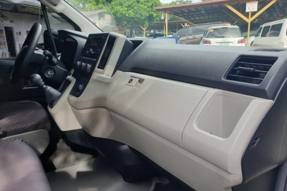 Sell White Toyota Hiace in Pasig