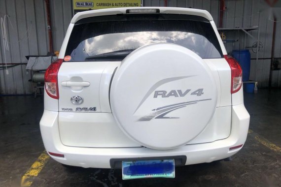 Sell Pearl White Toyota Rav4 in Manila