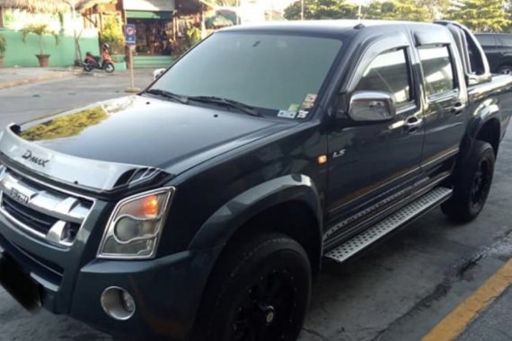 2011 Isuzu Dmax LS 390t only! Call me