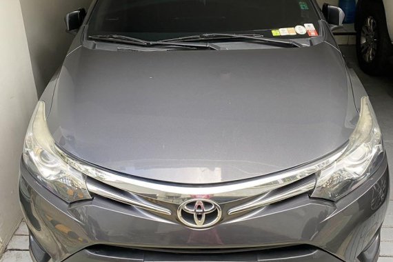 Selling Grey Toyota Corolla in Quezon City