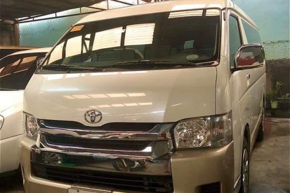 Selling Pearl White Toyota Grandia 2018 in Quezon City