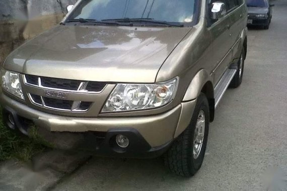 Sell Grey 2005 Isuzu Sportivo in Manila