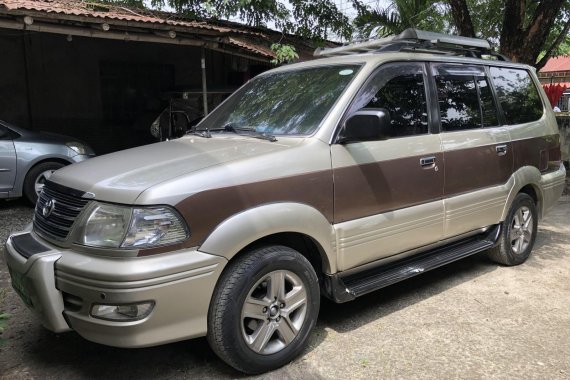 Sell Beige Toyota Revo in San Fernando