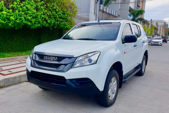 2015 Isuzu Mu-x LS Manual