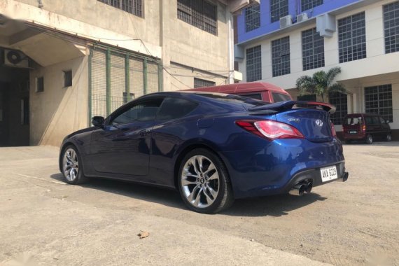 Sell Blue Hyundai Genesis in Plaridel