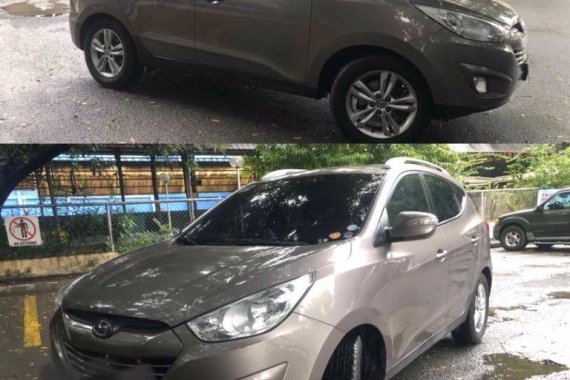 Silver Hyundai Tucson for sale in Makati