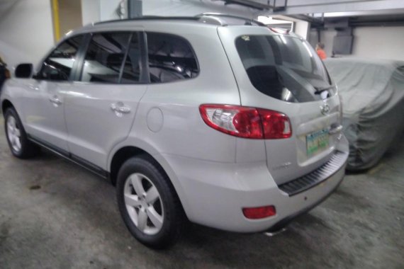 Silver Hyundai Santa Fe for sale in Manila