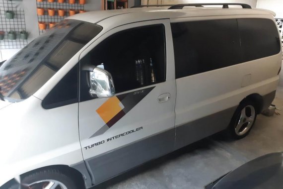 White Hyundai Starex for sale in Manila