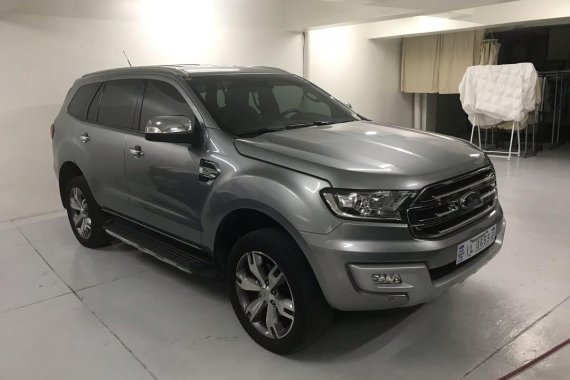 Silver Ford Everest 2015 for sale in Bonifacio Global City (BGC)