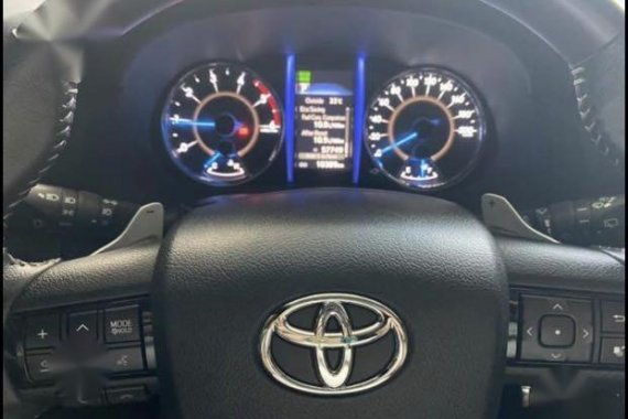 Selling Grey Toyota Fortuner  4x2 G Auto 2019 in Manila