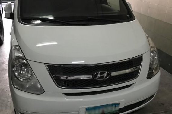 White Hyundai Starex 2013 for sale in Caloocan City