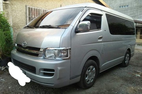 RUSH!!! 2010 Toyota Hiace GL Grandia D-4D excellent condition