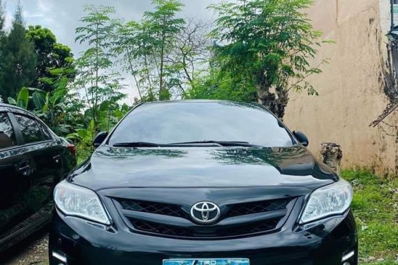 Selling Black Toyota Corolla altis in Manila