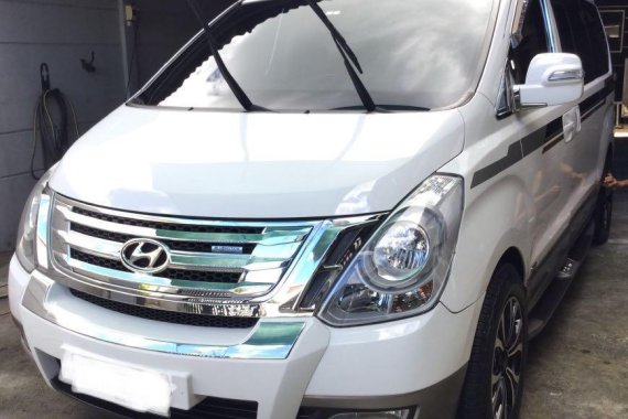 White Hyundai Grand Starex 2014 for sale in Angeles City