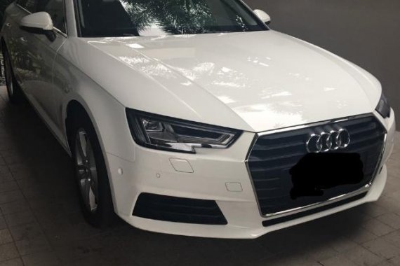 Sell White 2017 Audi A4 Sedan Automatic at 1589 km in Quezon City