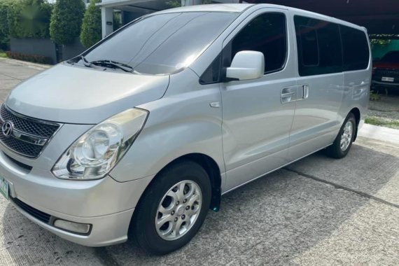 Grey Hyundai Grand starex 2015 Van for sale in Manila