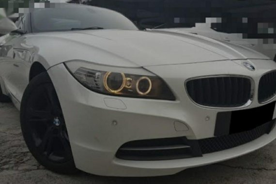 White Bmw Z4 for sale in Quezon City