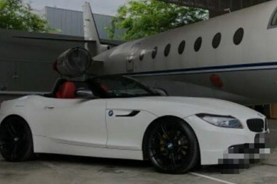 White Bmw Z4 for sale in Quezon City