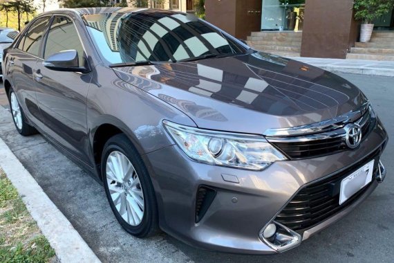 Grey Toyota Camry 2016 for sale in Manila