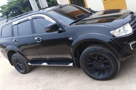 Black Mitsubishi Montero 2015 for sale in Quezon City