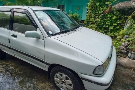 Selling White Kia Pride Wagon in Mandaluyong