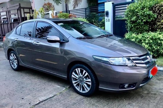 Grey Honda City for sale in Parañaque